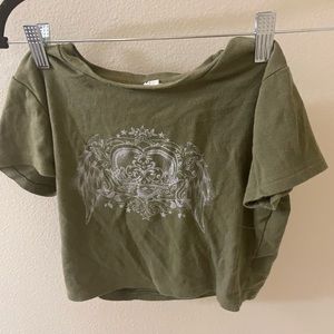 Garage fairy grunge olive green cropped tshirt w graphic
